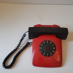 US Tron Vintage 1970s Red & Black Touch Tone Phone Faux Rotary Face